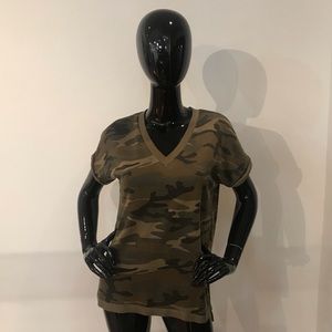 Alternative Apparel camo v neck sweater tee